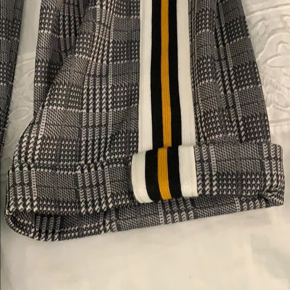 Indigo Rein dress pants with cuffs and stripes - Picture 4 of 4